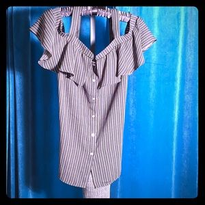 Romeo + Juliet Couture Black off shoulder Top